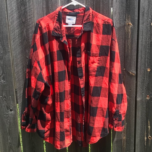 Old Navy Tops - Old Navy Black and Red Flannel